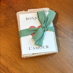 💕 ADORBS Green Ribbon Wrapped Bonjour L'Amour Sezane wallet  💕